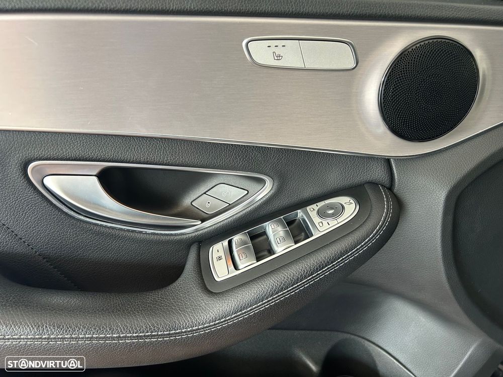 Mercedes-Benz C 220 d AMG Line - 32