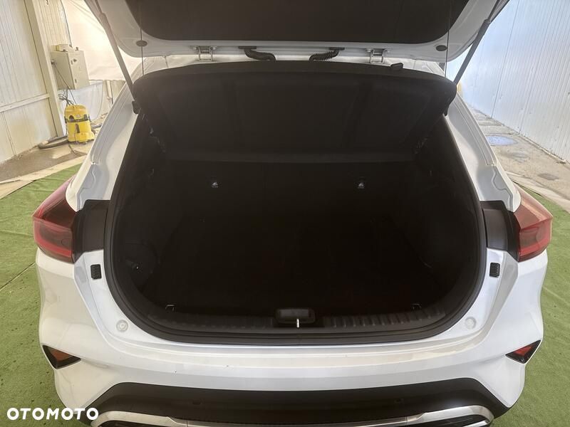 Kia XCeed - 21