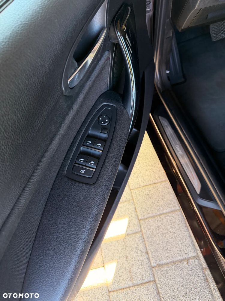 BMW Seria 1 118i - 8