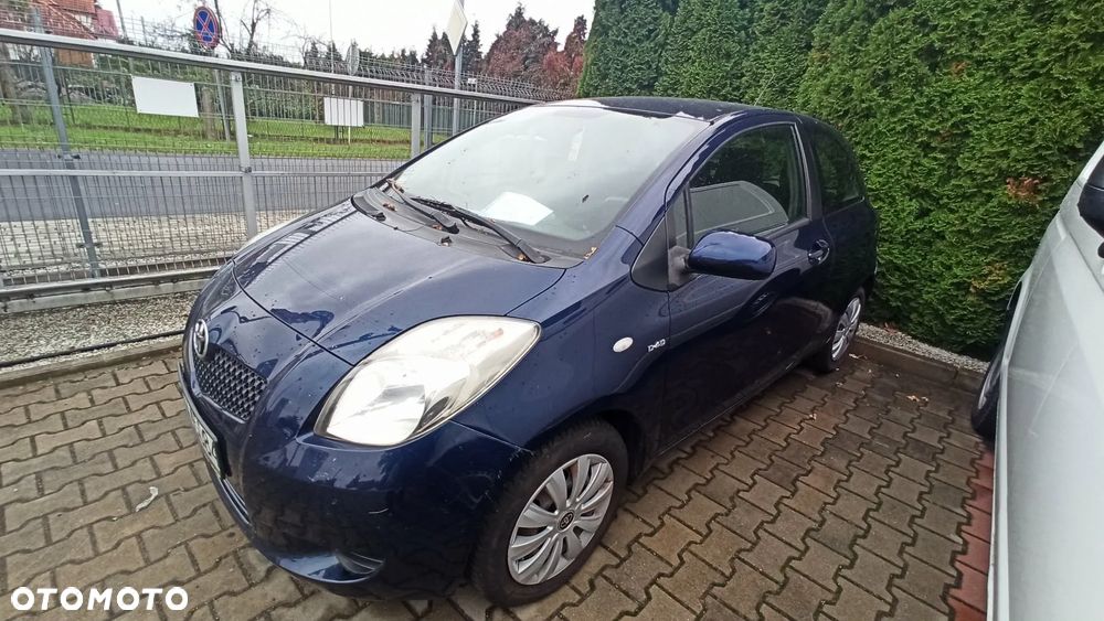 Toyota Yaris - 3