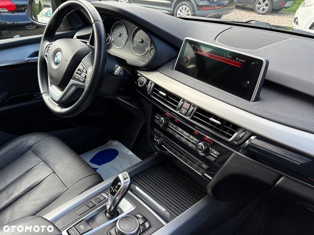 BMW X5 sDrive25d - 33