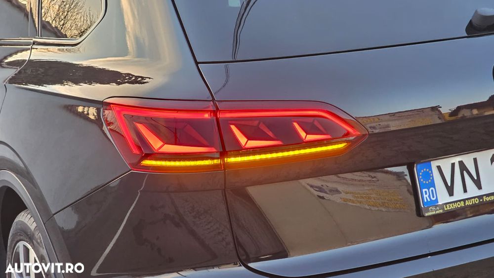 Volkswagen Touareg V6 TDI SCR 4Motion Aut. R-Line FINAL EDITION - 10