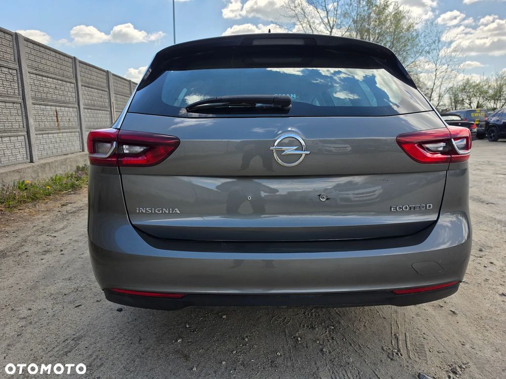 Opel Insignia - 19