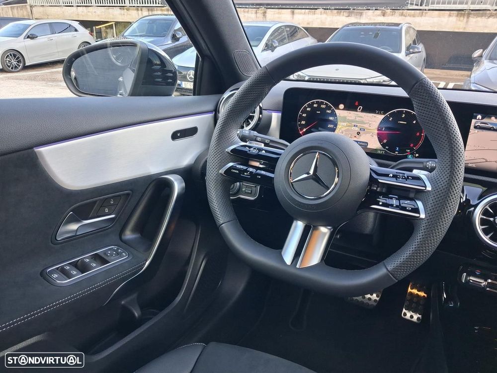 Mercedes-Benz A 180 - 17