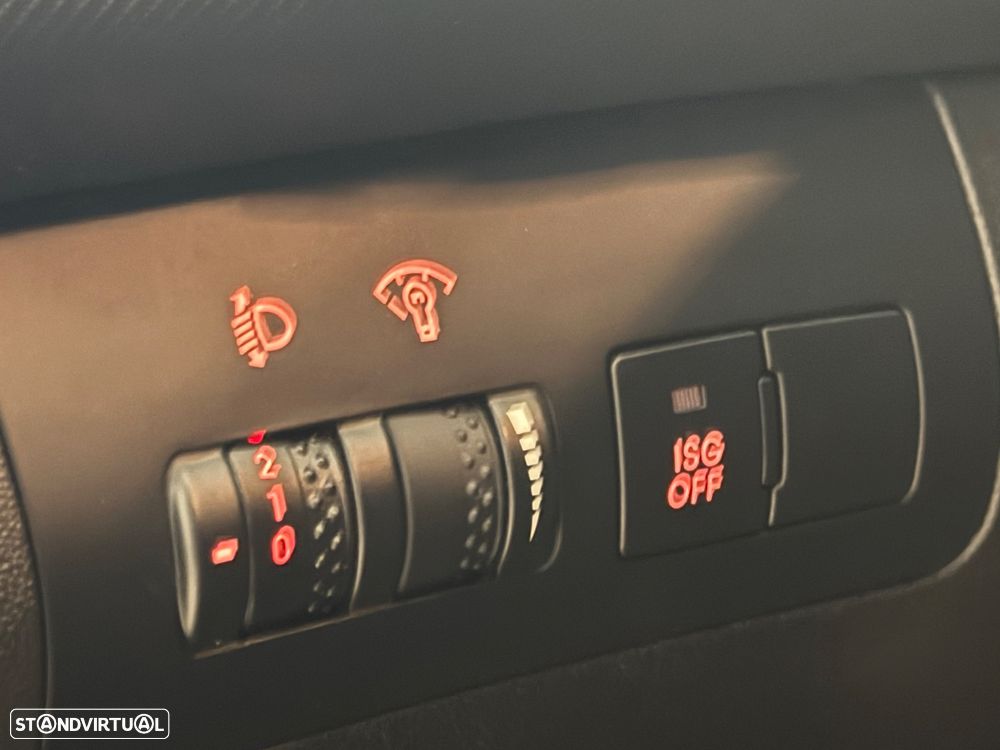 Kia Ceed SW 1.6 CRDi TX - 20