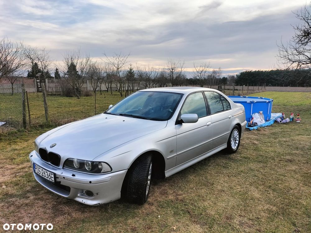 BMW Seria 5 525d - 13