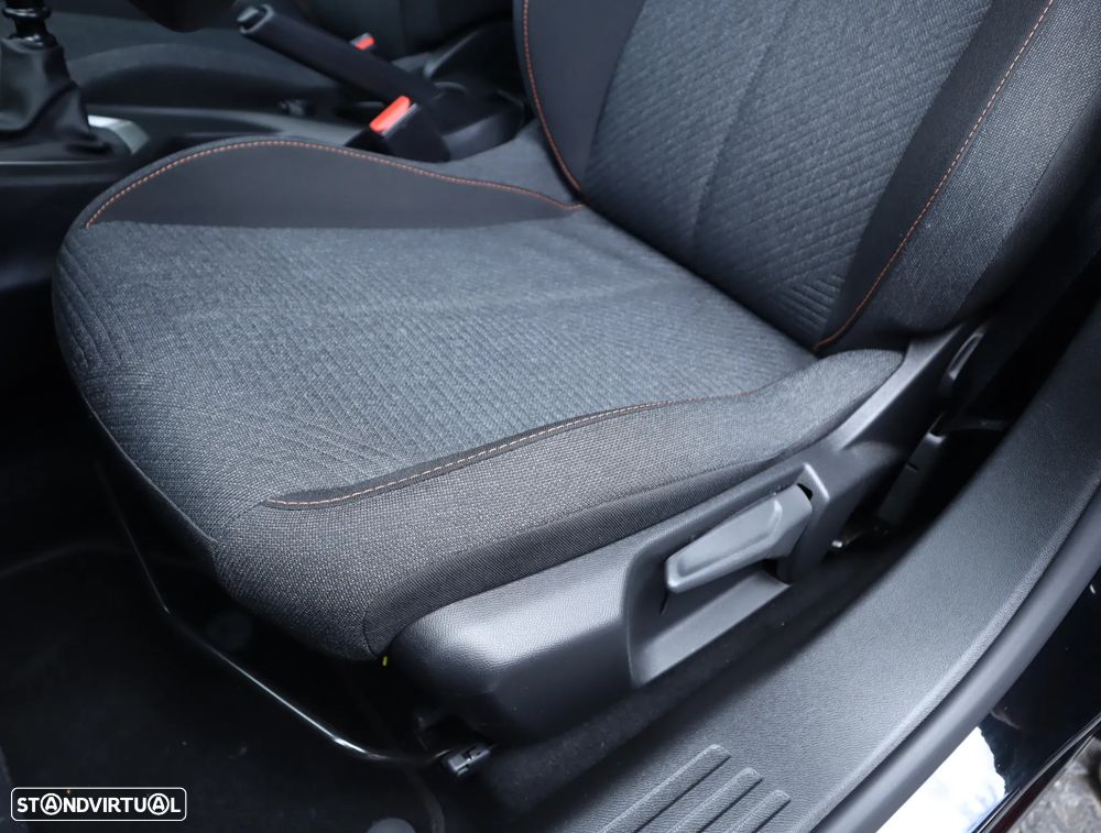 Peugeot 2008 1.2 PureTech Style - 29