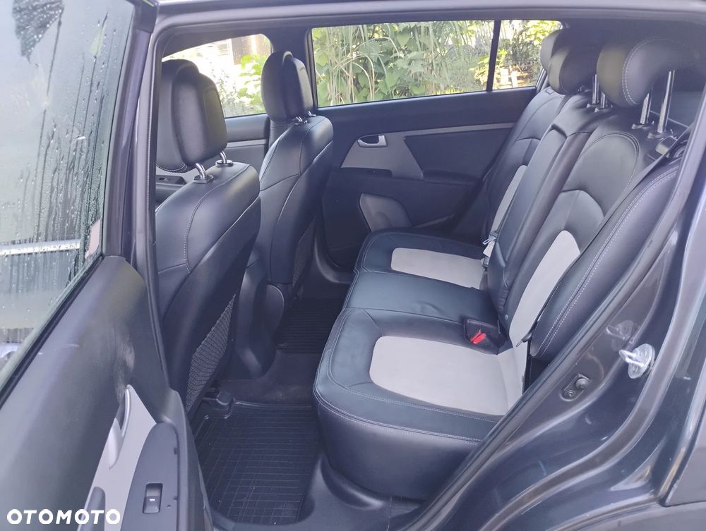 Kia Sportage 1.7 CRDI Business Line L 2WD - 10