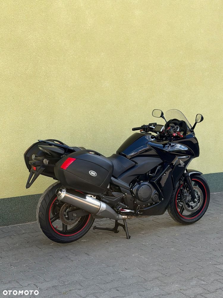 Honda CBF - 10