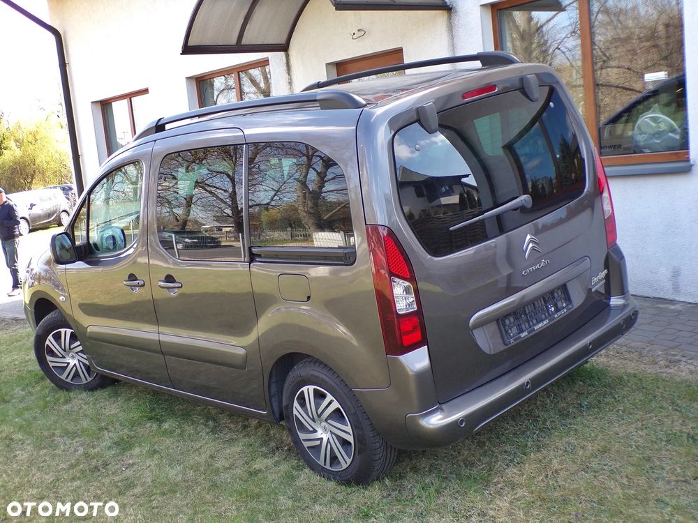 Citroën Berlingo Multispace PureTech 110 SHINE - 12