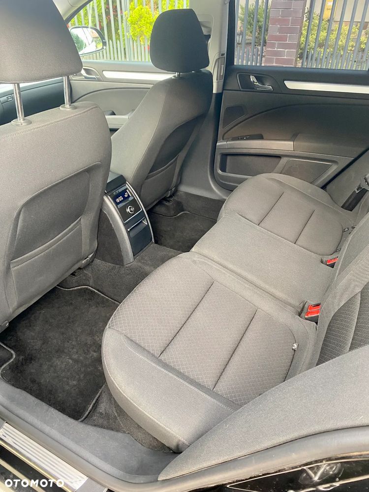 Skoda Superb 2.0 TDI Ambition DSG - 9