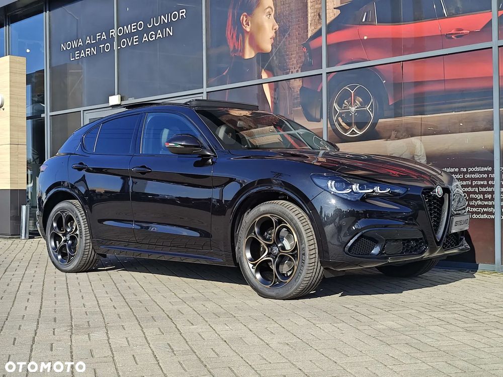 Alfa Romeo Stelvio - 11