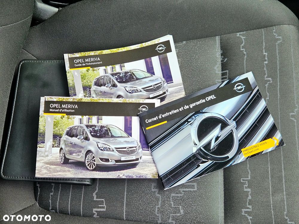 Opel Meriva 1.4 T Design Edition S&S - 25