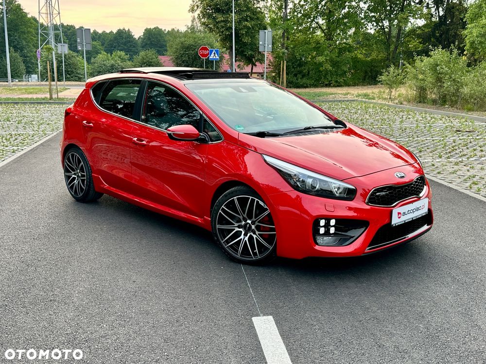 Kia Ceed 1.6 T-GDI GT L - 16