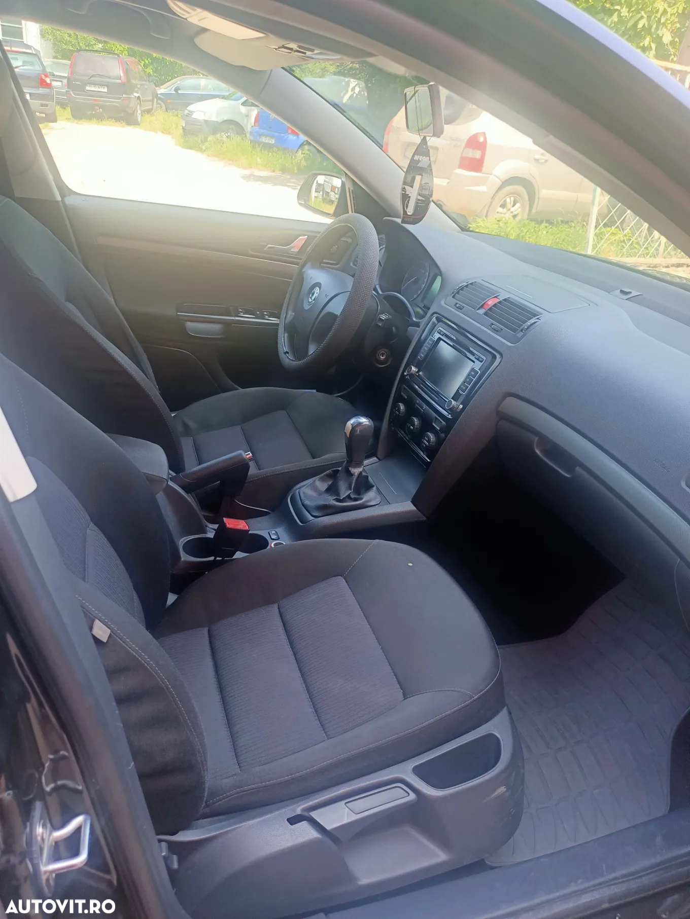 Skoda Octavia 1.6 Elegance - 10