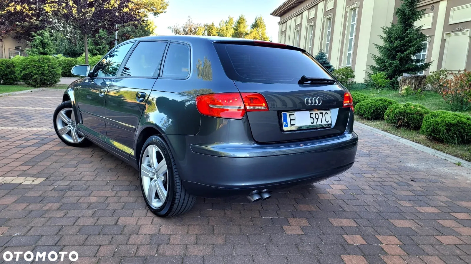 Audi A3 2.0 TDI Sportback DSG Ambiente - 21
