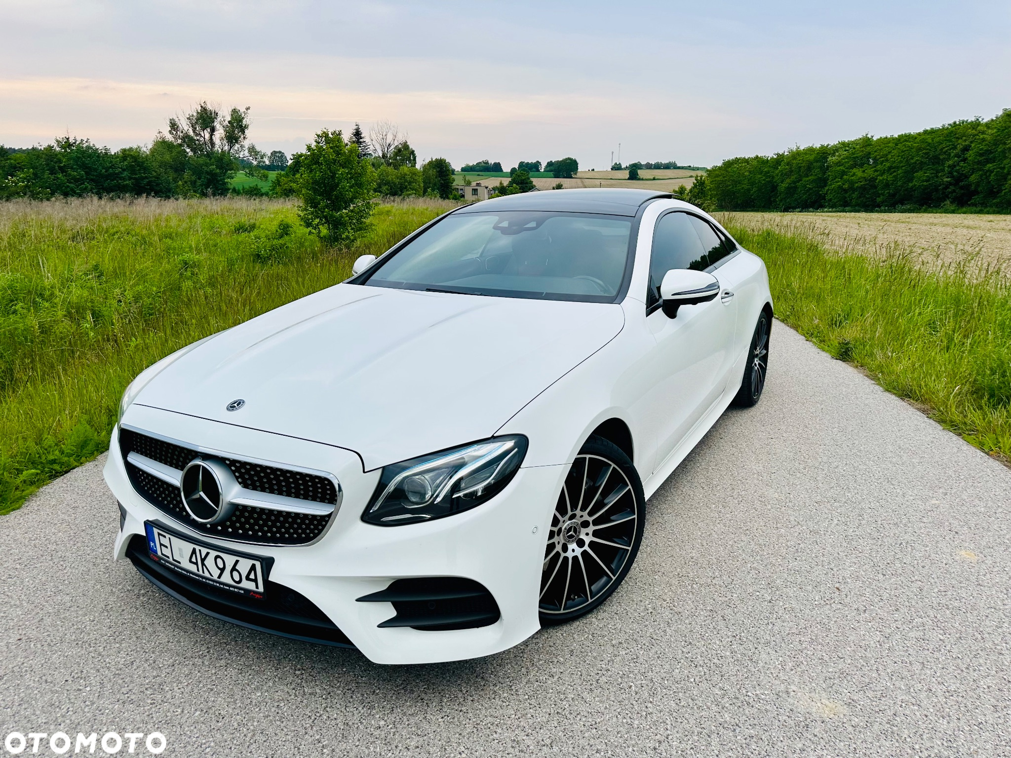 Mercedes-Benz Klasa E 200 Coupe 9G-TRONIC - 4