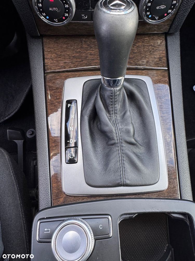Mercedes-Benz Klasa C 220 CDI DPF Automatik Elegance - 15
