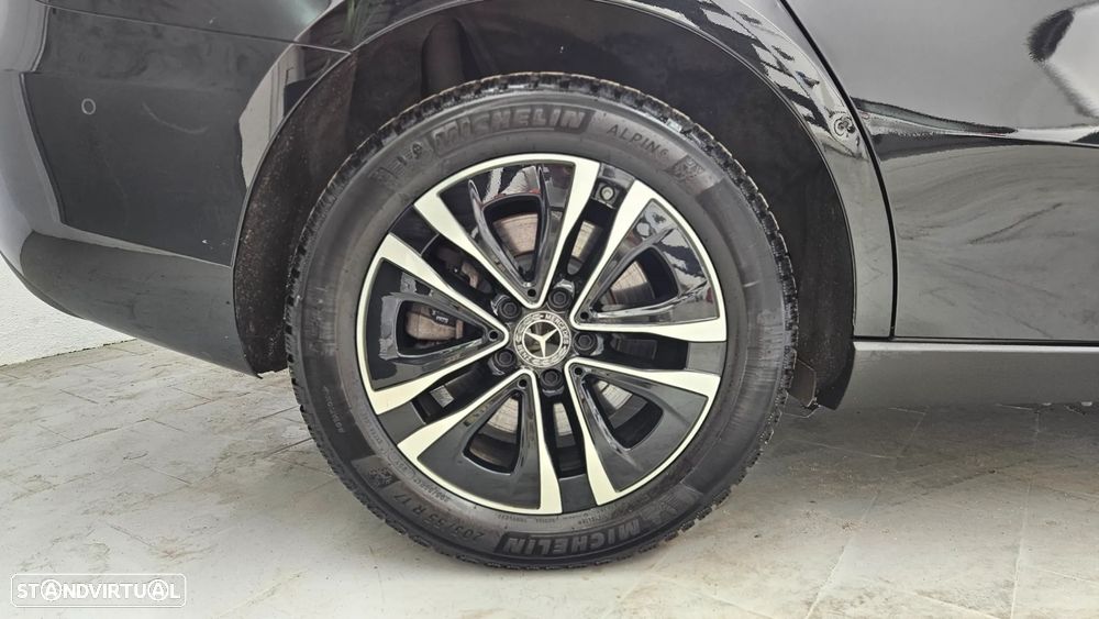 Mercedes-Benz A 250 Limousine e Style Plus - 25