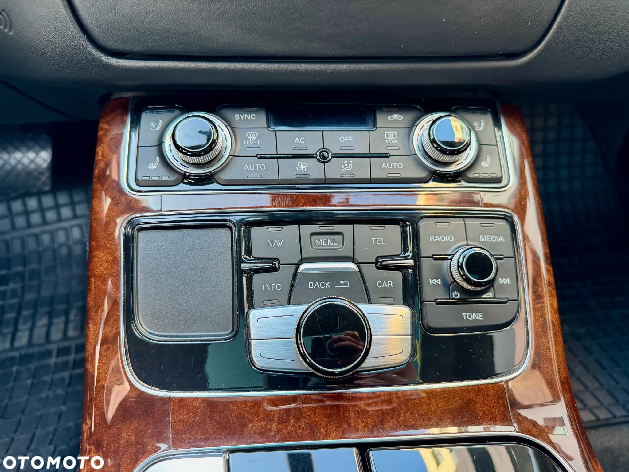 Audi A8 4.2 TDI L Quattro - 14