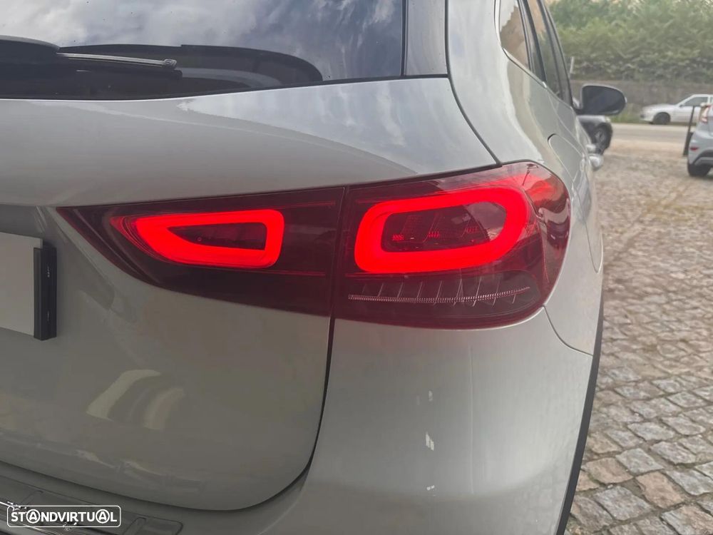 Mercedes-Benz GLA 250 e 8G-DCT Style - 29