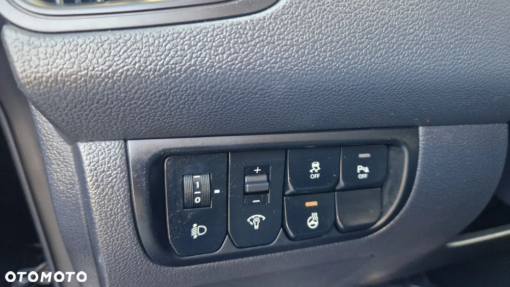 Kia Rio 1.2 Dream Team Edition - 14