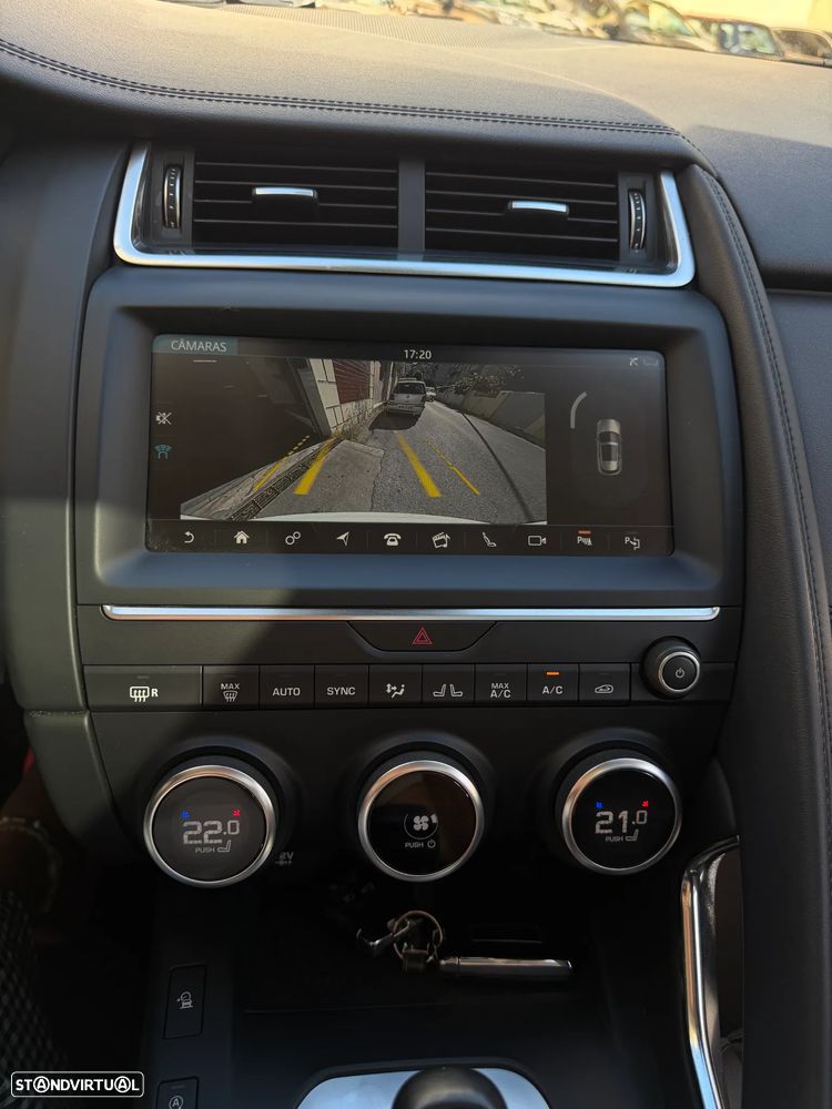 Jaguar E-Pace 2.0 i4D R-Dynamic S AWD Aut. - 13