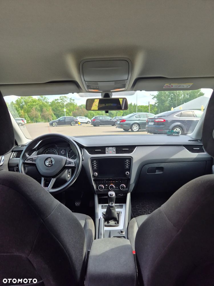Skoda Octavia 1.6 TDI SCR Ambition - 24