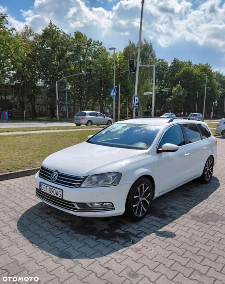 Volkswagen Passat 2.0 TDI Comfortline DSG - 12
