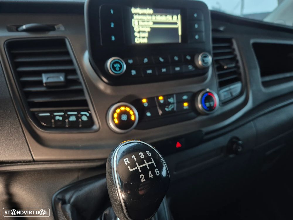 Ford Transit Custom 2.0 TDci 320 Trend L2H1 (Longa) - 15