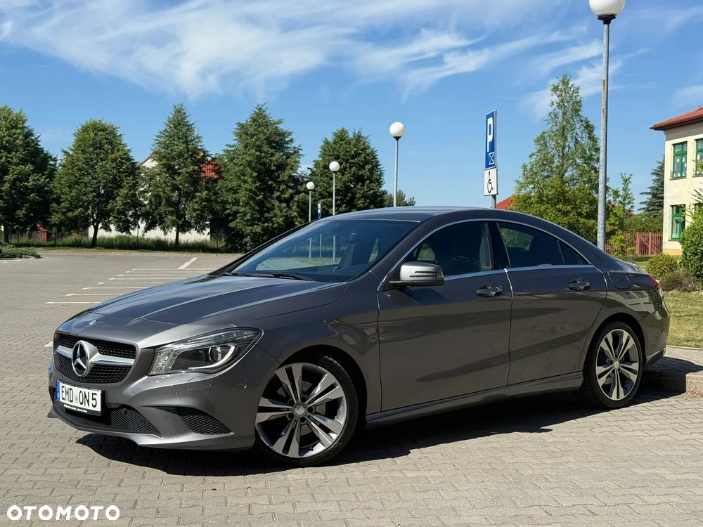 Mercedes-Benz CLA 180 BlueEffICIENCY Edition - 12