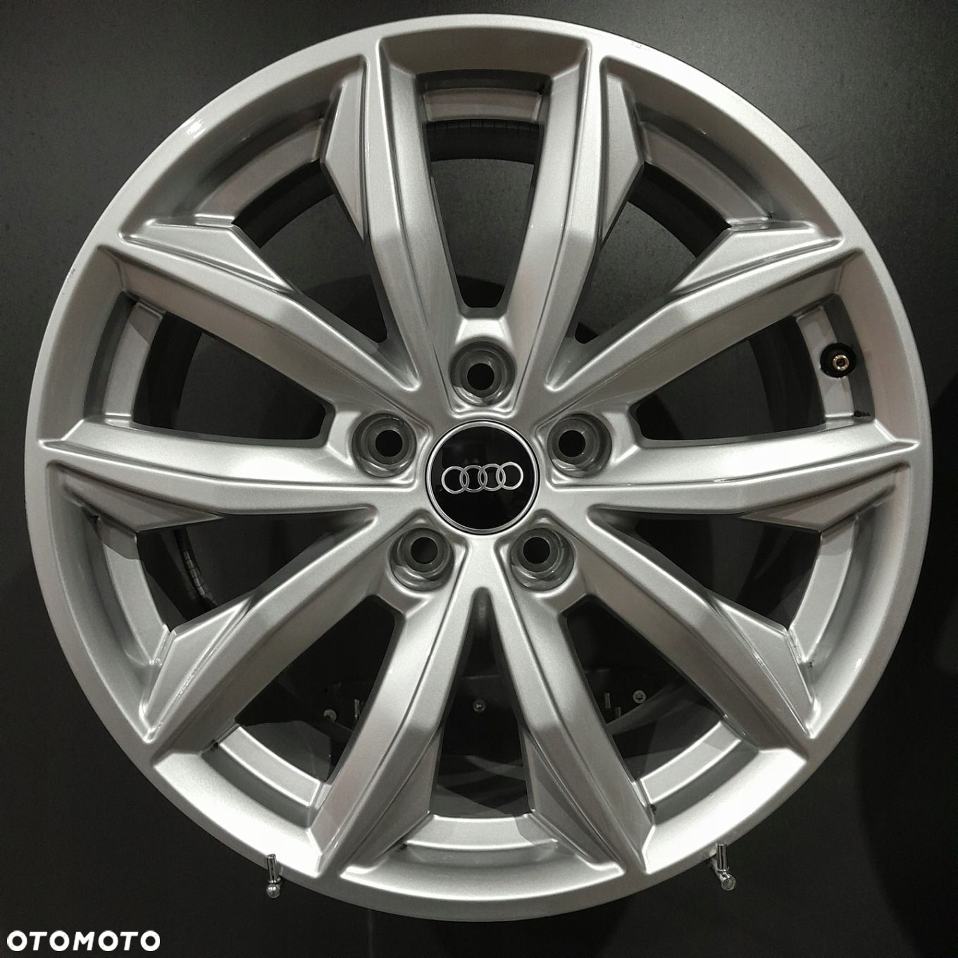Felgi 17 5x112 Audi A6 C7 C8, Q5, A4 B8 B9 OE F503023-7 - 3