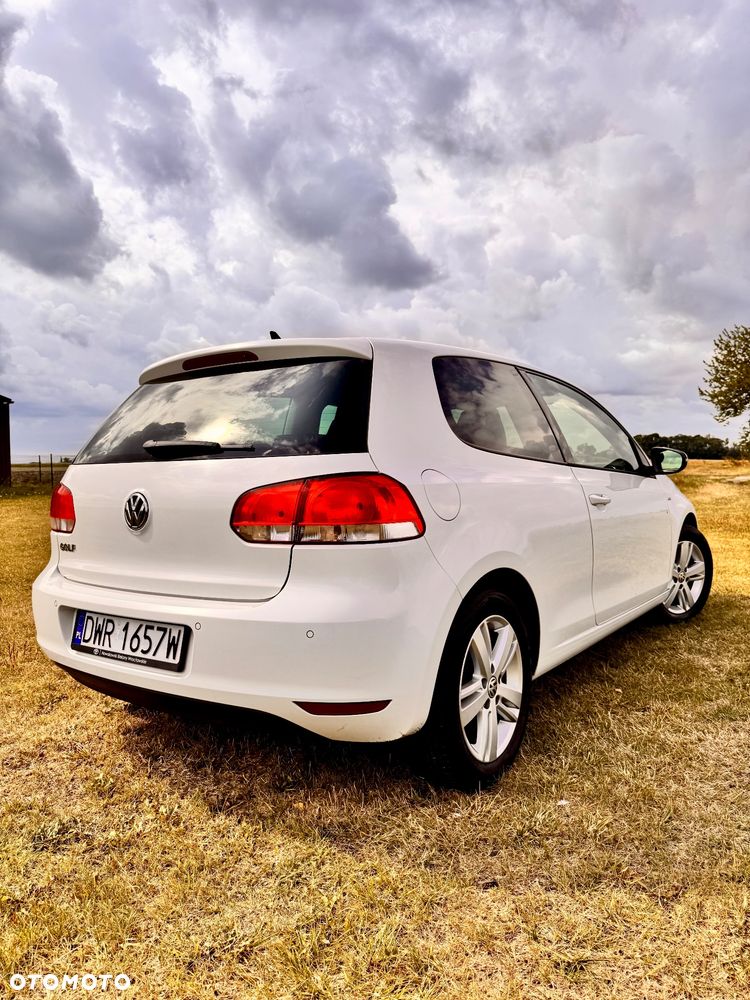 Volkswagen Golf - 8