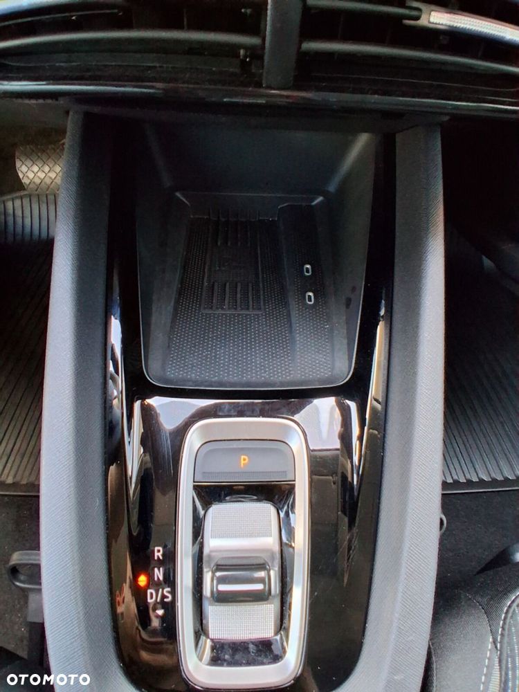 Skoda Octavia 2.0 TDI Selection DSG - 32
