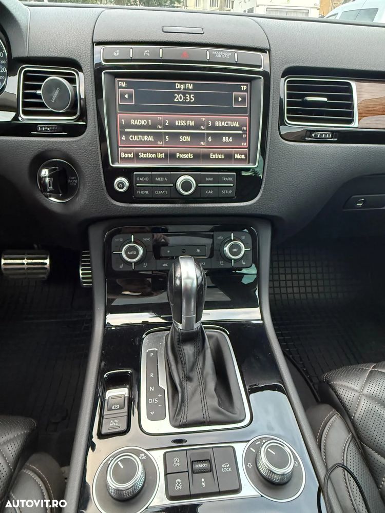 Volkswagen Touareg 3.0 V6 TDI SCR Blue Motion DPF Automatik Terrain Tech Executive Edition - 8