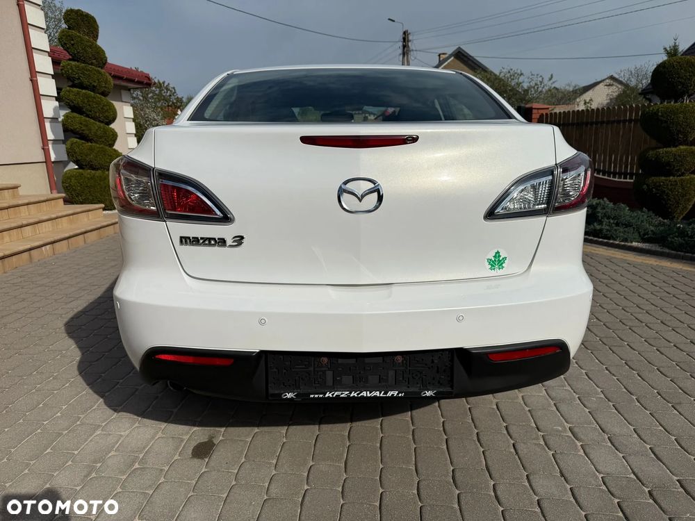 Mazda 3 2.0 MZR Exclusive-Line - 11