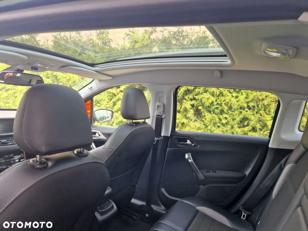 Peugeot 2008 - 18