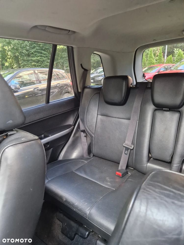 Suzuki Grand Vitara 1.9 DDiS Premium EU5 - 39
