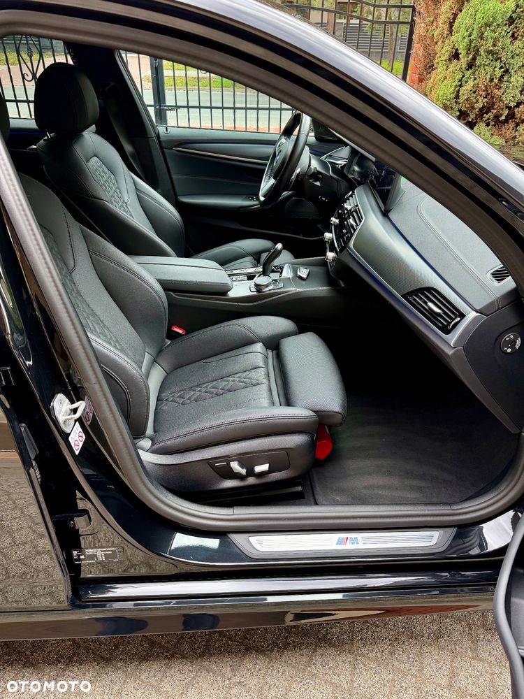 BMW Seria 5 520d xDrive MHEV Sport - 18