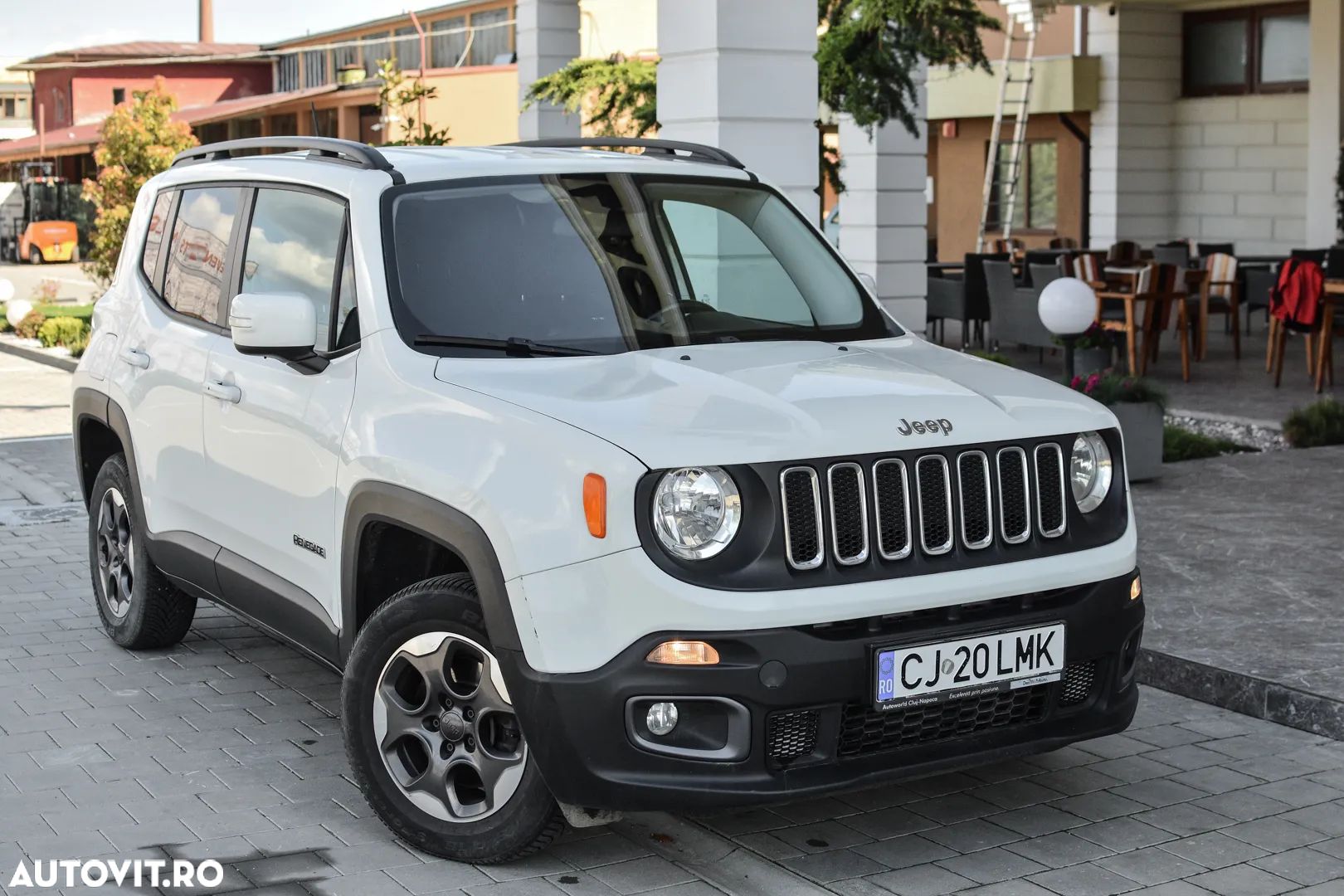 Jeep Renegade - 1