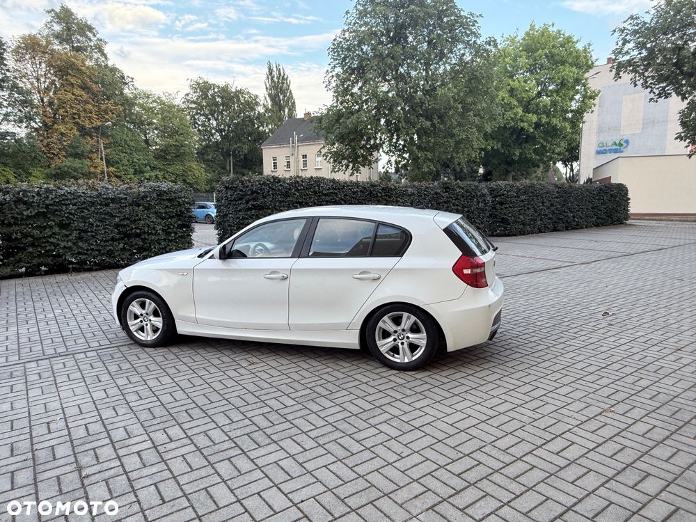 BMW Seria 1 - 15