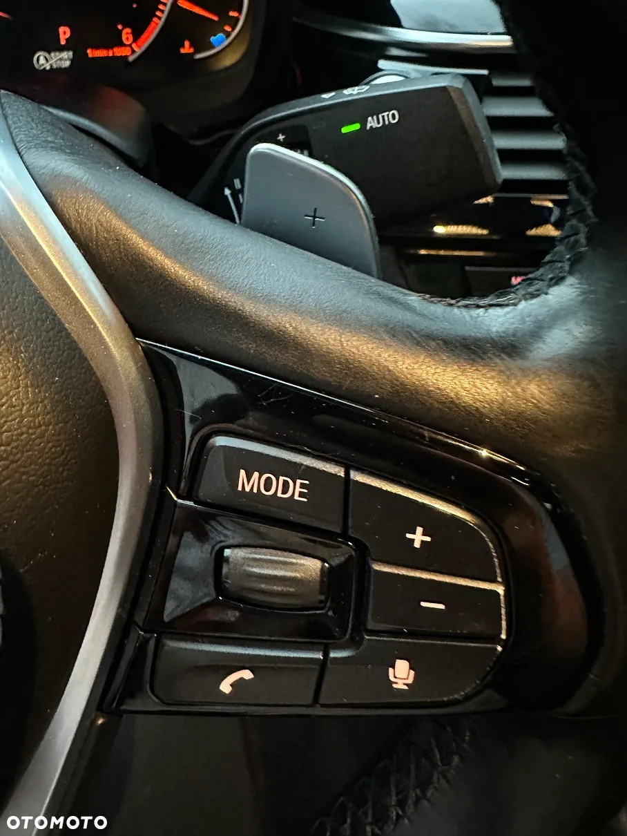 BMW Seria 5 520d Sport Line - 16