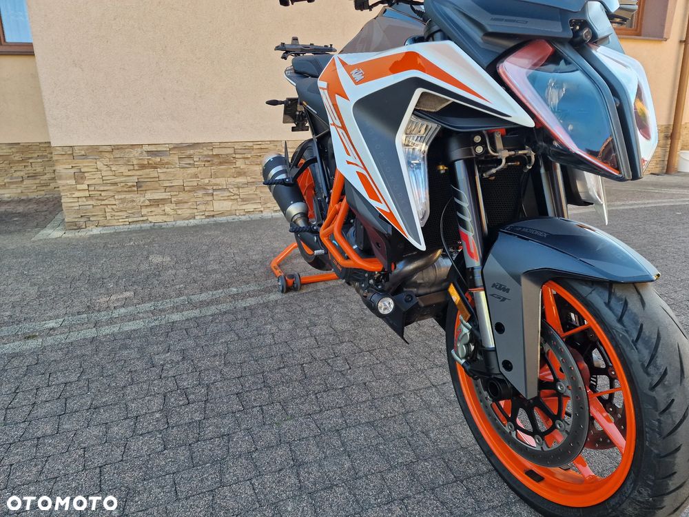 KTM Super Duke - 13