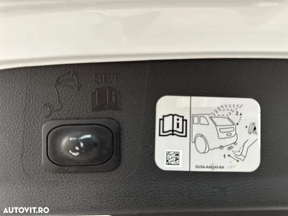 Ford Kuga - 15
