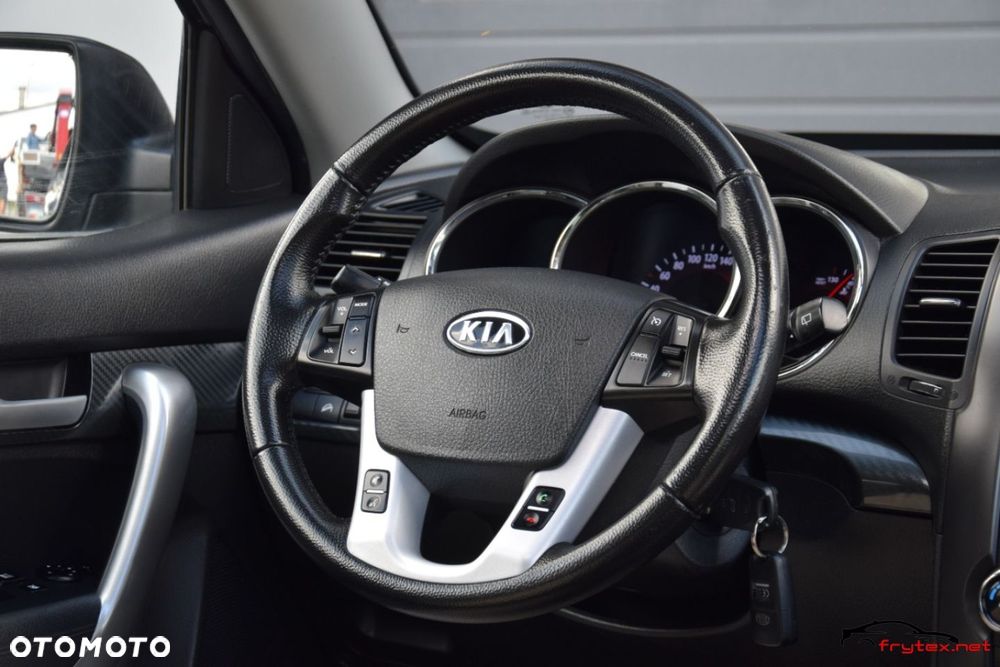 Kia Sorento - 29