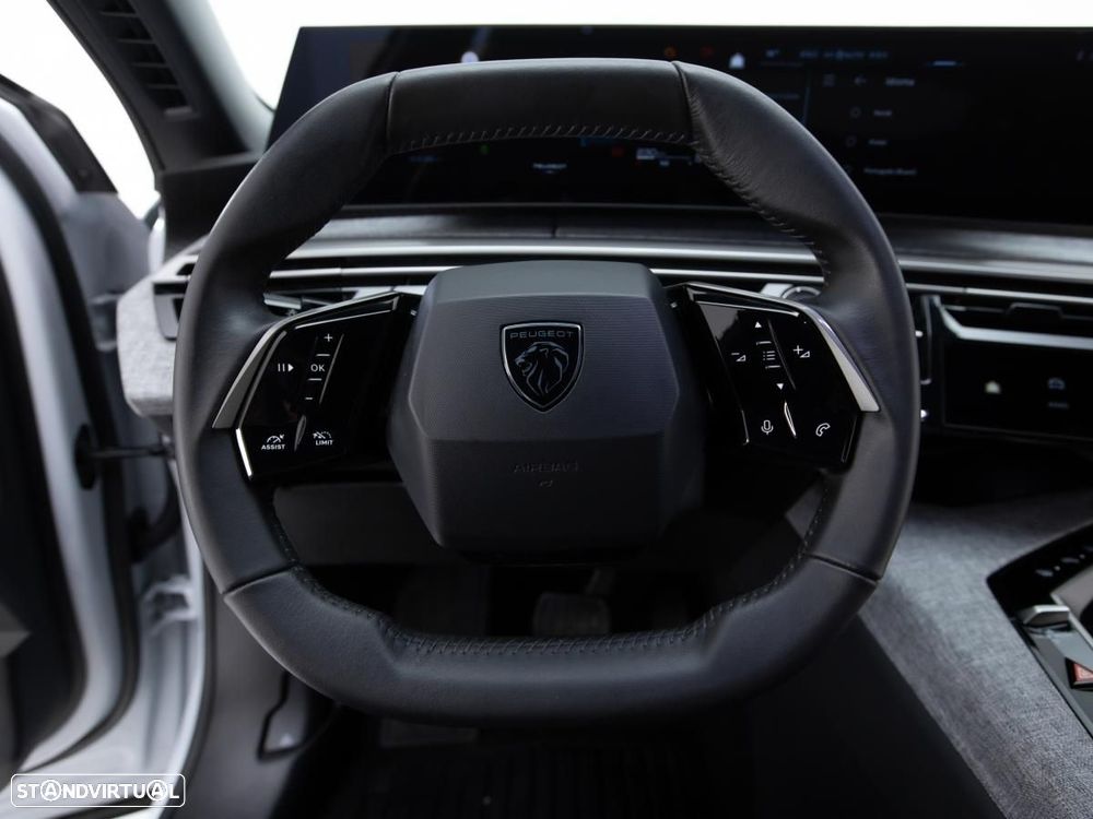 Peugeot 3008 1.2 Hybrid Allure e-DCS6 - 14