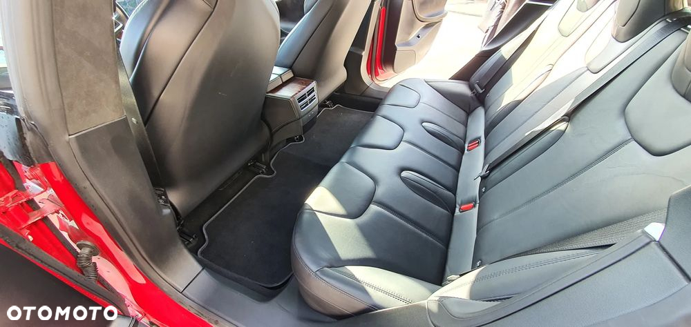 Tesla Model S Long Range Plus - 23
