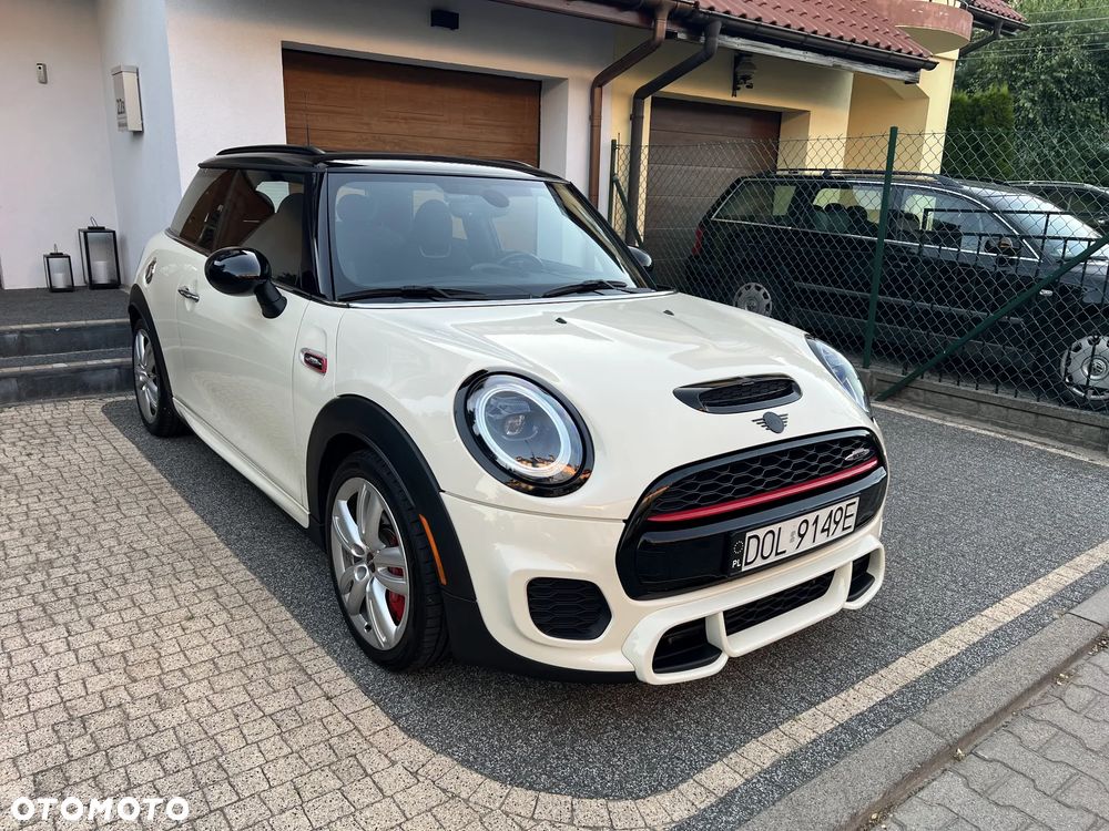 MINI Cooper John Works - 1