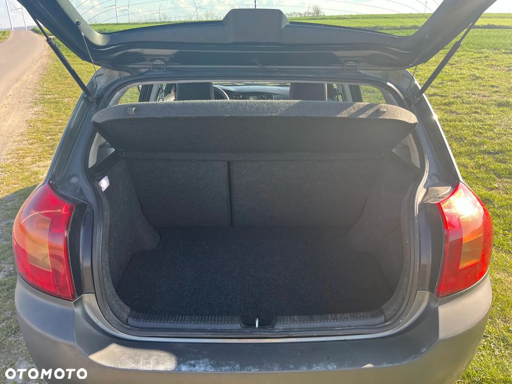 Toyota Corolla 1.4 VVT-i Terra - 6