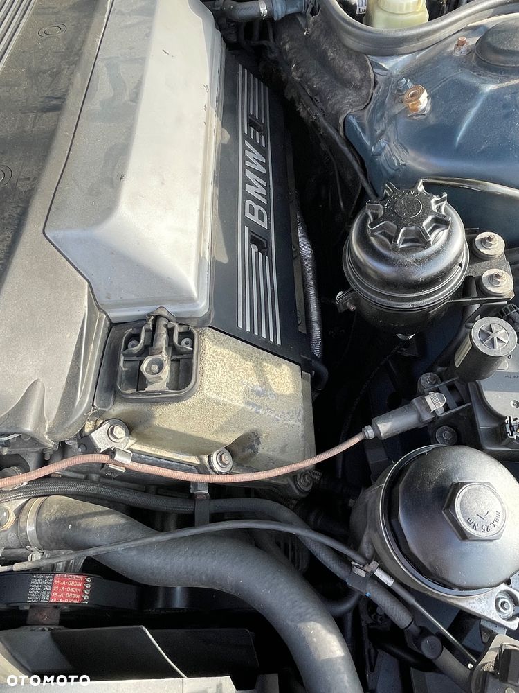 BMW Seria 7 740i - 30